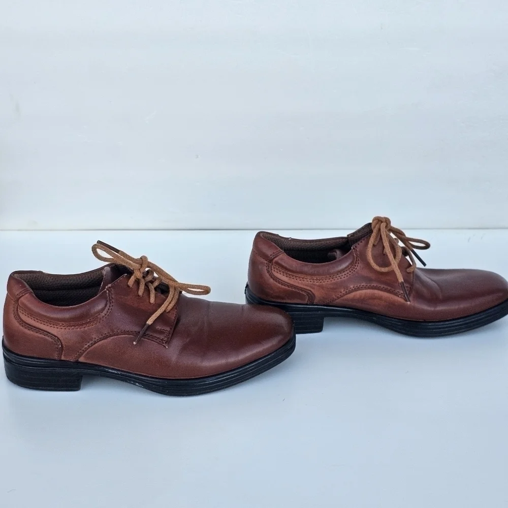 Stafford Boys Dane Jr Cognac brownish tan Dress Shoes  size 12